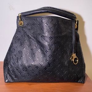 Large Black Handbag
